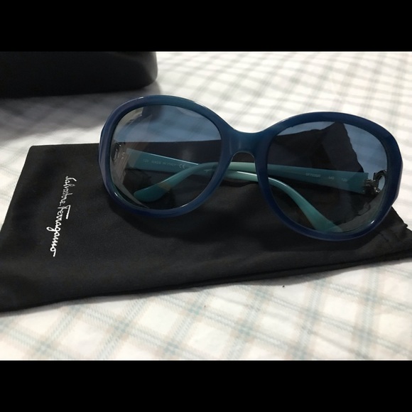 Authentic Salvatore Ferragamo Sunglass - Picture 3 of 4